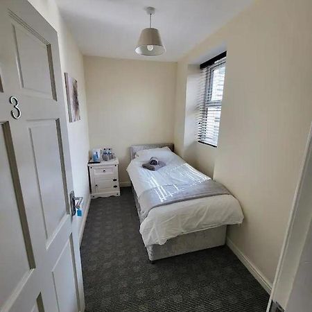 The Dublin Packet - Single Room 2 Holyhead Dış mekan fotoğraf