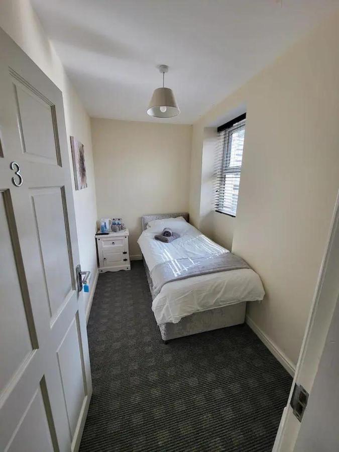 The Dublin Packet - Single Room 2 Holyhead Dış mekan fotoğraf